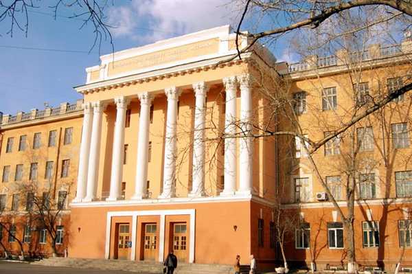 西伯利亚联邦大学